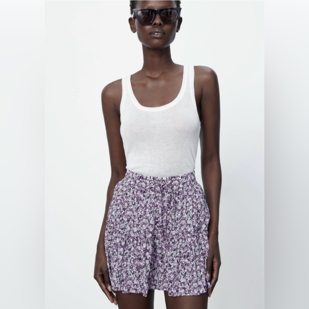 BNWT! Zara, Ditsy floral, tiered ruffle skort, purple, white, & black, Sz, S